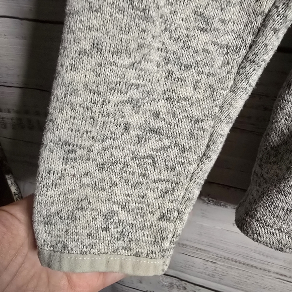 Legendary Whitetails Womens Gray Pullover Fleece Woth Pockets Size Small - Picture 4 of 6